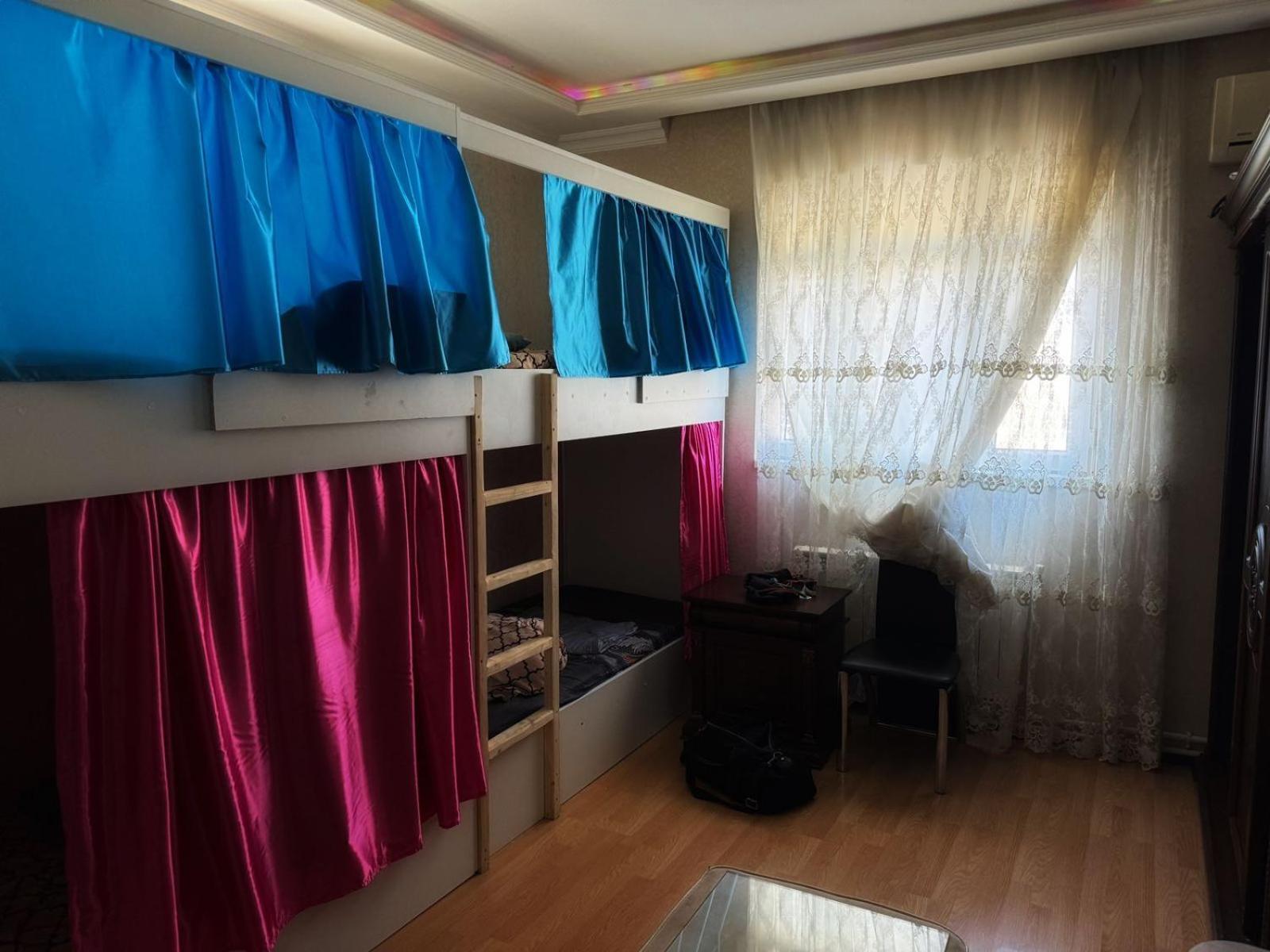 Central Baku Hostel Bagian luar foto